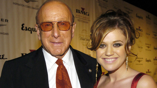 Kelly Clarkson Rips Into Clive Davis Over Portrayal of Her in His Memoir